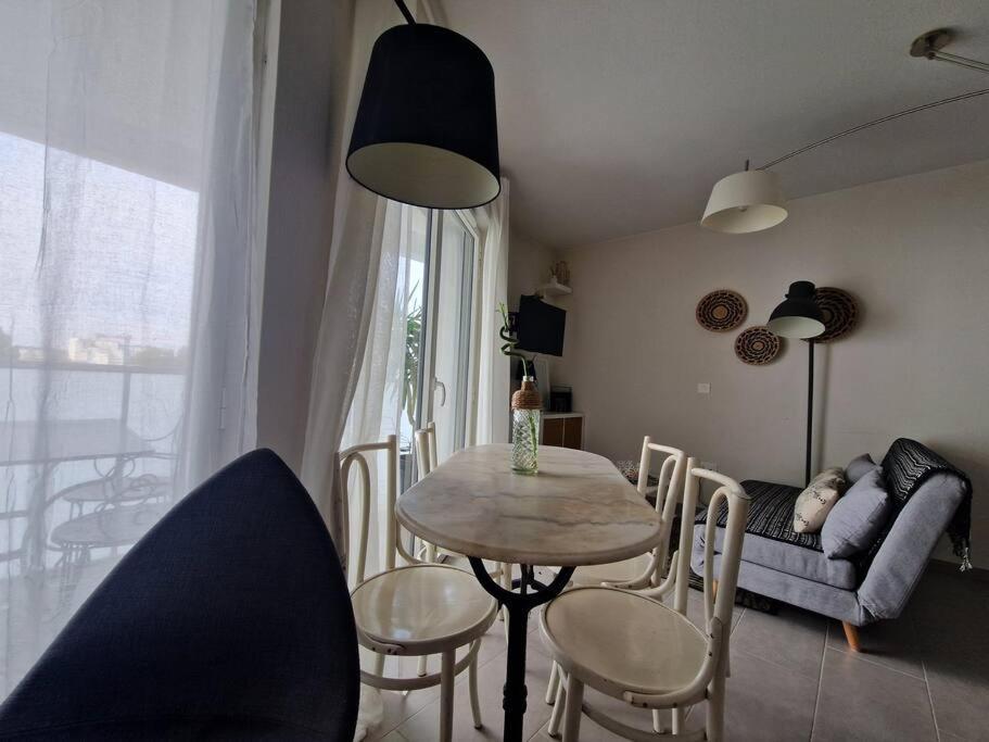לה רושל Ambre Appart-Wifi-Terrasse-Parking-Terrasse-2 Couchages מראה חיצוני תמונה